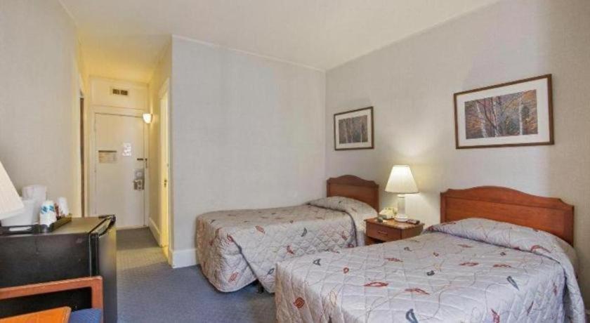 Hotel Harrington 3*